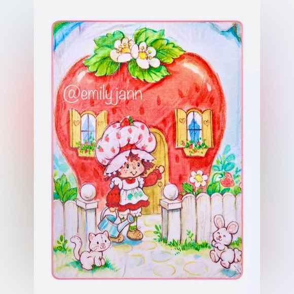 Strawberry Shortcake🍓Blanket - Picture 3 of 6